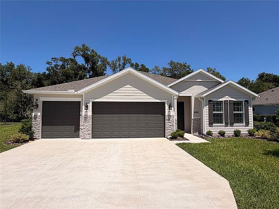 2nd image of 3089 Adrian Dr