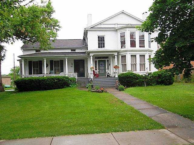 1st image of 110 N Main St