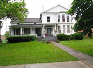 110 N Main St, Canandaigua, NY 14424
