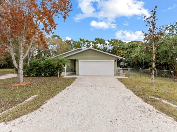 6226 5th St, Vero Beach, FL 32968