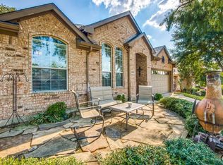 2802 Tori Oak Trl, Corinth, TX 76210