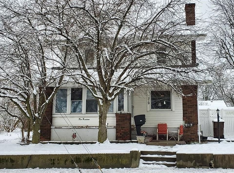 1st image of 219 Vine St