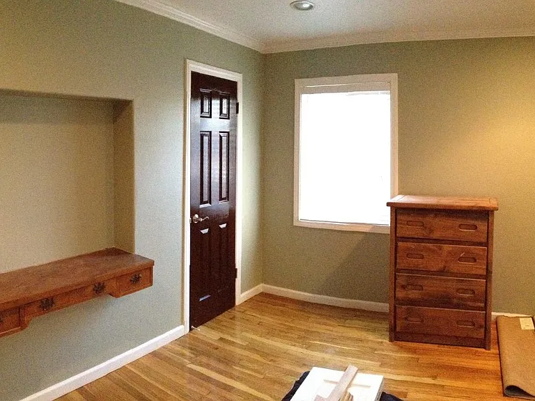 1107 Clark St — Photo 13