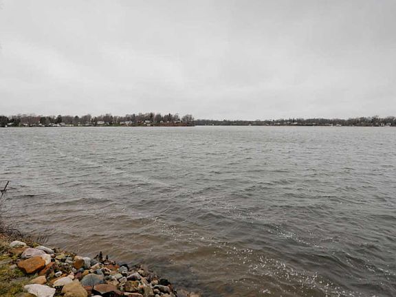 3rd image of 1129 Tolley Park Dr