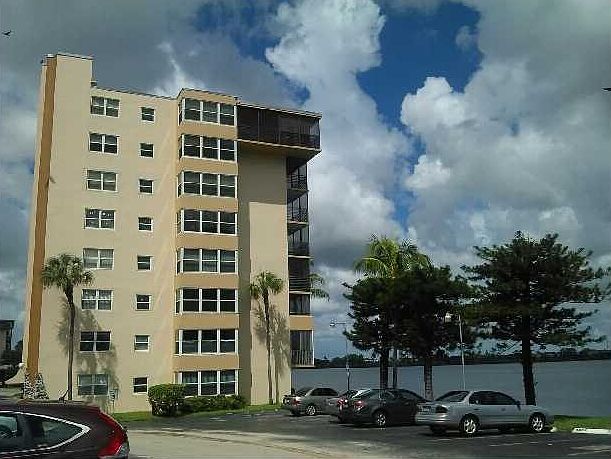 1st image of 1175 Miami Gardens Dr #405