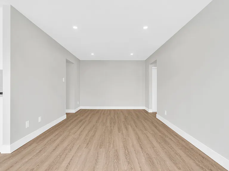 1220 Hamilton St — Photo 11