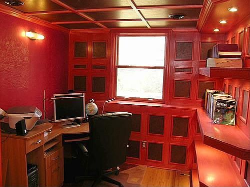 This office is gorgeous!