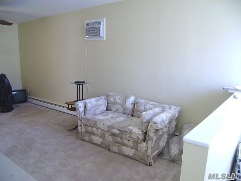 3rd image of 83 Ohio Ave