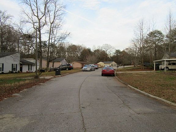 4th image of 36 Charlwood Ave