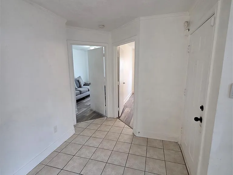 5335 Cherie Crest Ct — Photo 4