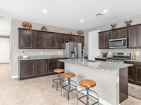 2nd image of 37820 W SAN SISTO Avenue