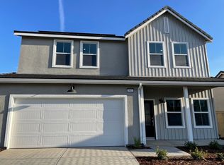 963 Powers Ave, Clovis, CA