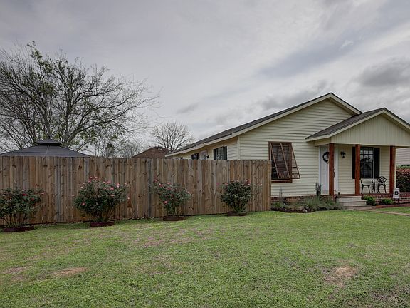 2nd image of 101 Marietta Dr