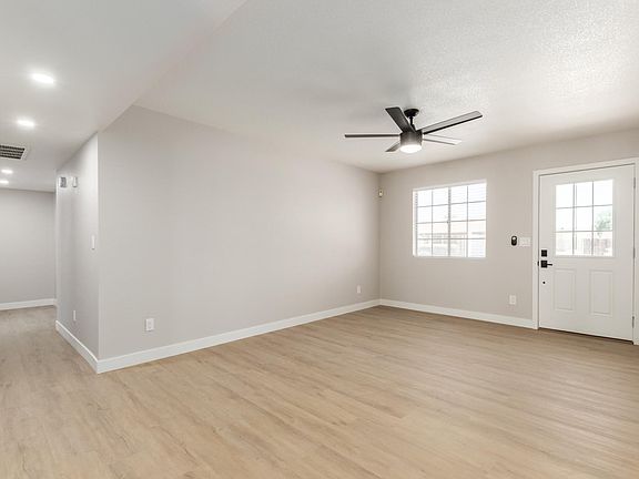 4th image of 5614 W Bluefield Ave