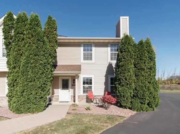 2897 Holiday Dr #15, Janesville, WI 53545
