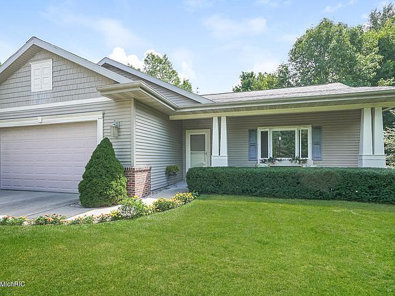 2nd image of 6406 Palmetto Ct
