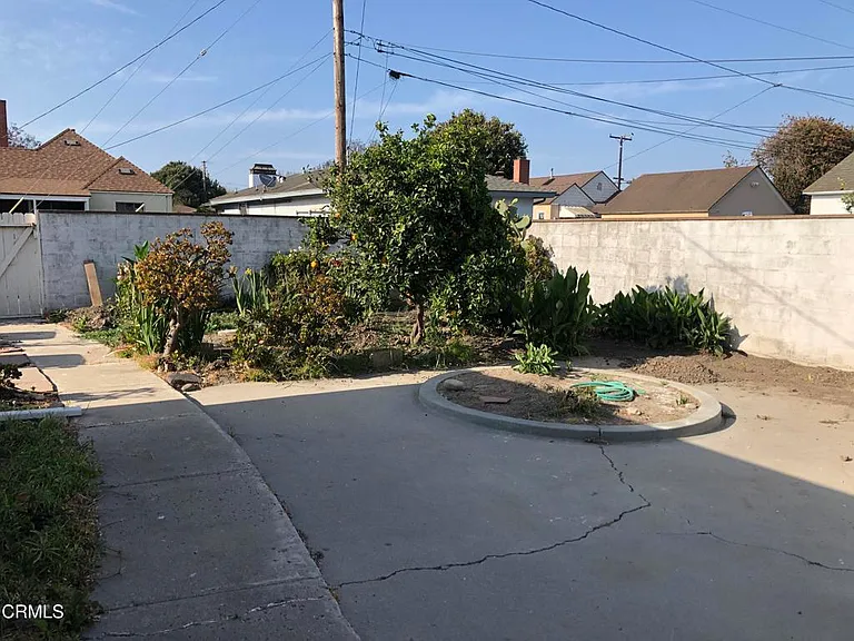 1447 Palm Dr — Photo 27