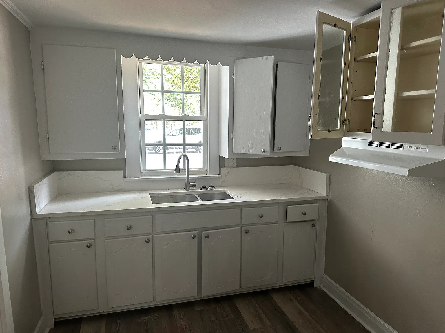 2 bed, 1600 sqft, $1,350 — Photo 2