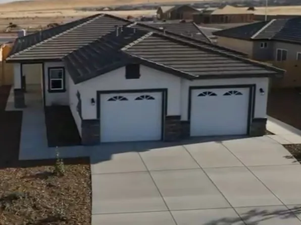6009 Curvy Hills Dr #B, Bakersfield, CA 93306