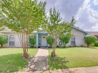 3748 Casa Del Sol Ln, Dallas, TX 75228