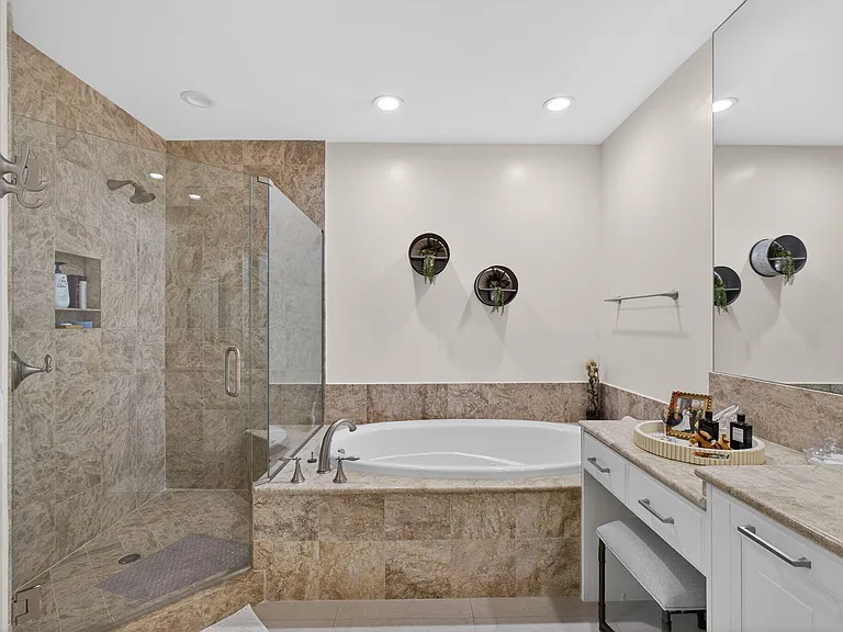 3800 N Ocean Dr #2050 — Photo 15