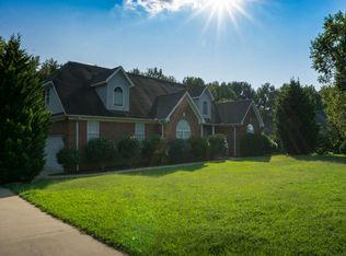 240 Autumn Glen Dr, Spartanburg, SC 29303