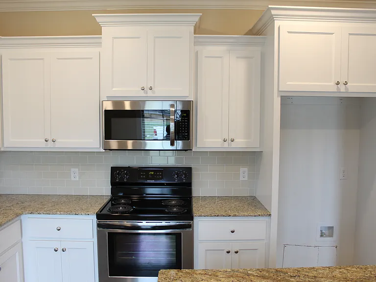 31 Haley Renee Dr — Photo 9