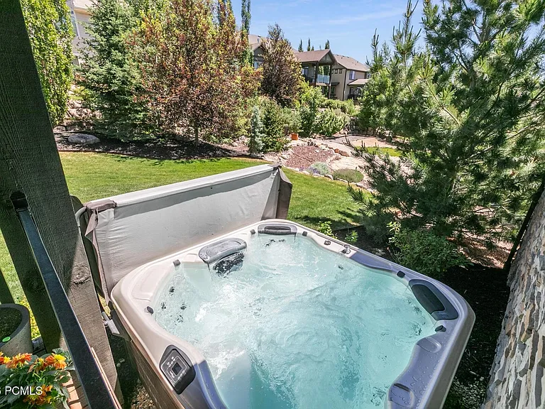 5310 N Lauralwood St — Photo 46
