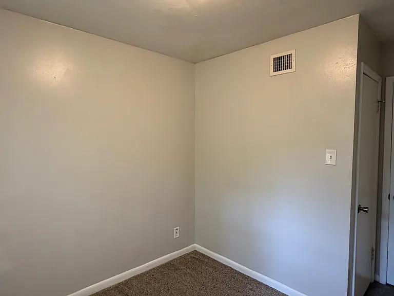 7 Harrow Dr — Photo 11