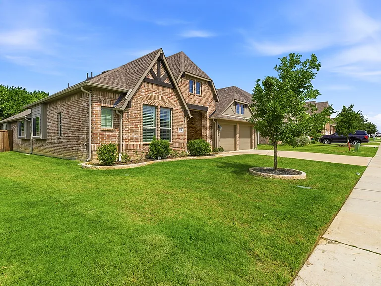 510 Royal Oaks Ln — Photo 24