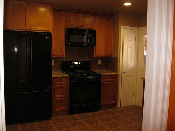 3rd image of 2414 17th St
