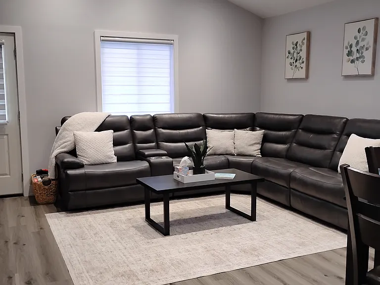 4129 Acheson Ave #5 — Photo 2