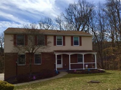 200 Darnley Dr, Coraopolis, PA, 15108