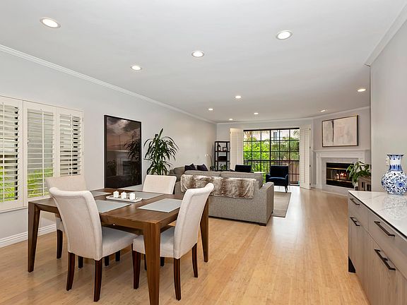 3rd image of 1539 Greenfield Ave APT 202