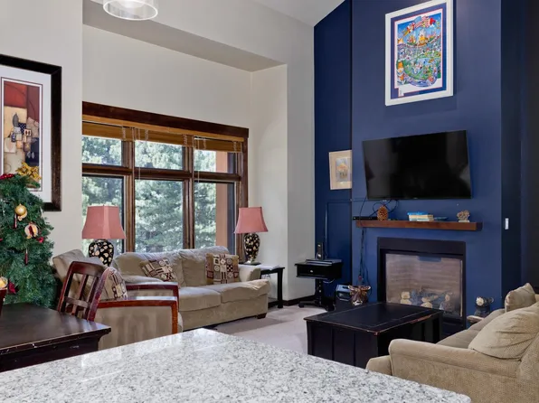 2004 Sierra Star Pkwy #15, Mammoth Lakes, CA 93546