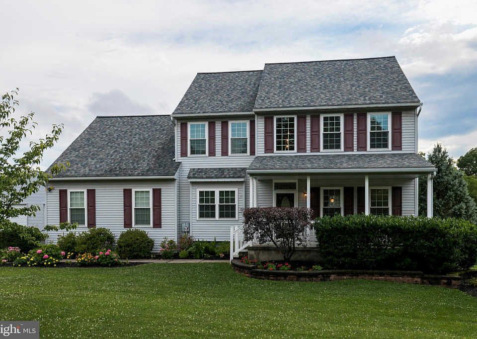 1st image of 106 Hillside Dr
