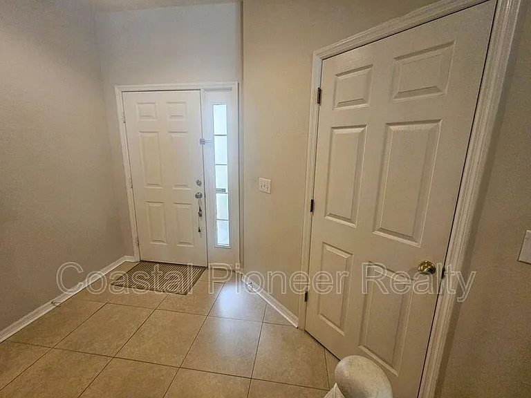 8148 Stone Leaf Ln — Photo 3