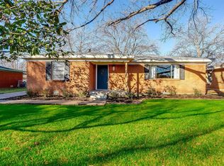 1014 Park Center St, Benbrook, TX 76126