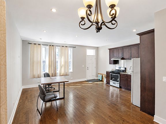 2nd image of 510 W 32nd St