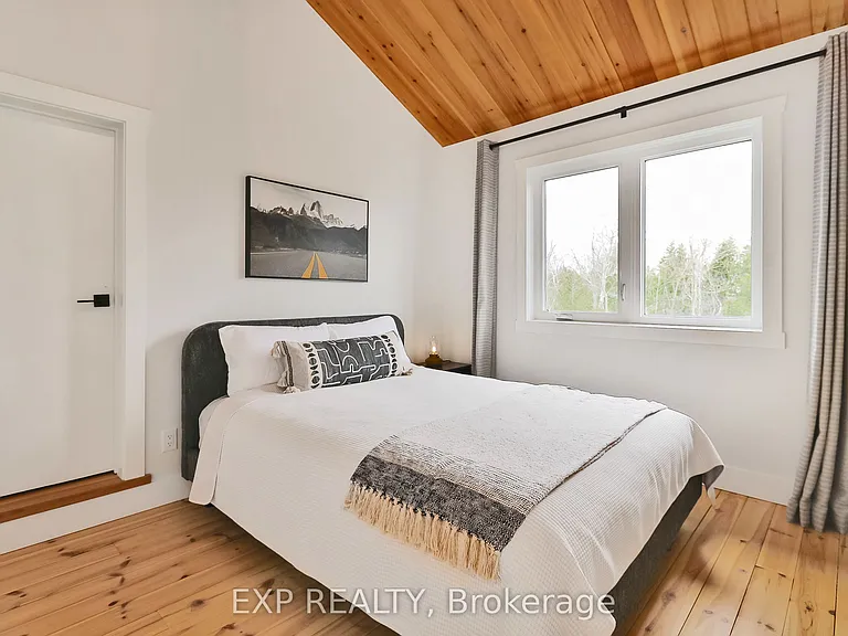 155 Delphi Ln — Photo 18