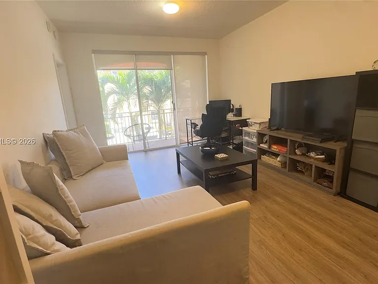 6360 NW 114th Ave #222 — Photo 3