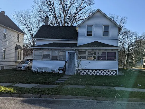 674 & 676 Carlysle St, Akron, OH 44310