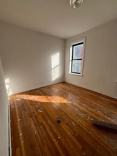 3332 Steuben Ave Photo 1