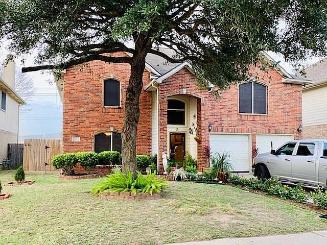1st image of 4235 Lakewood Dr