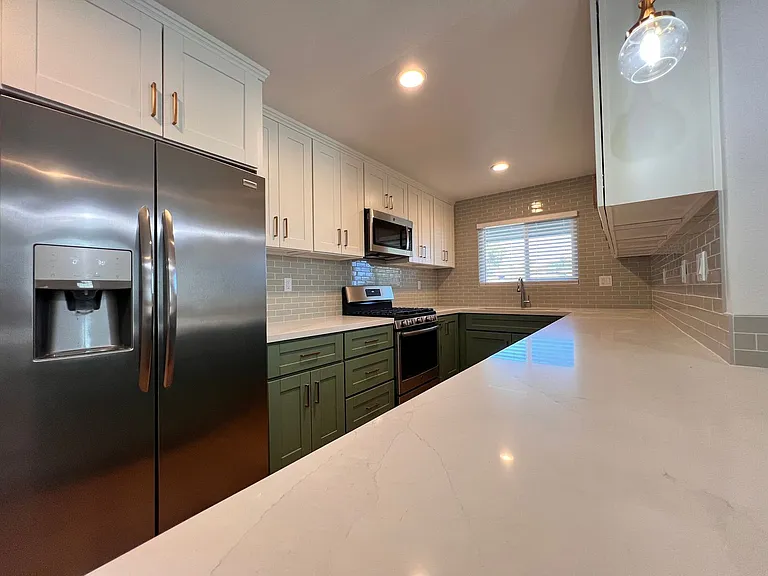 6946 Cowles Mountain Blvd — Photo 9
