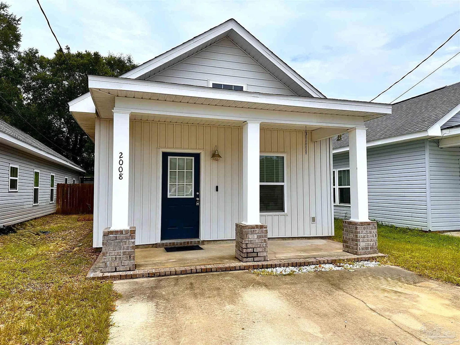 3 bed, 1105 sqft, $2,250 — Photo 1