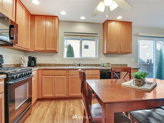 5th image of 10024 Cole Court