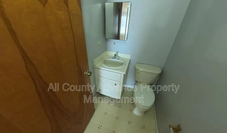 6189 Chesham Dr #1 — Photo 12