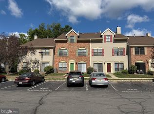 83 Drewes Ct, Lawrence Township, NJ 08648