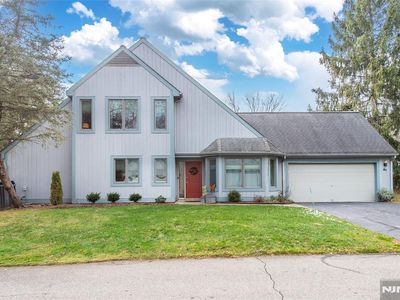 61 White Beeches Dr #61A, Township Of Washington, NJ, 07676